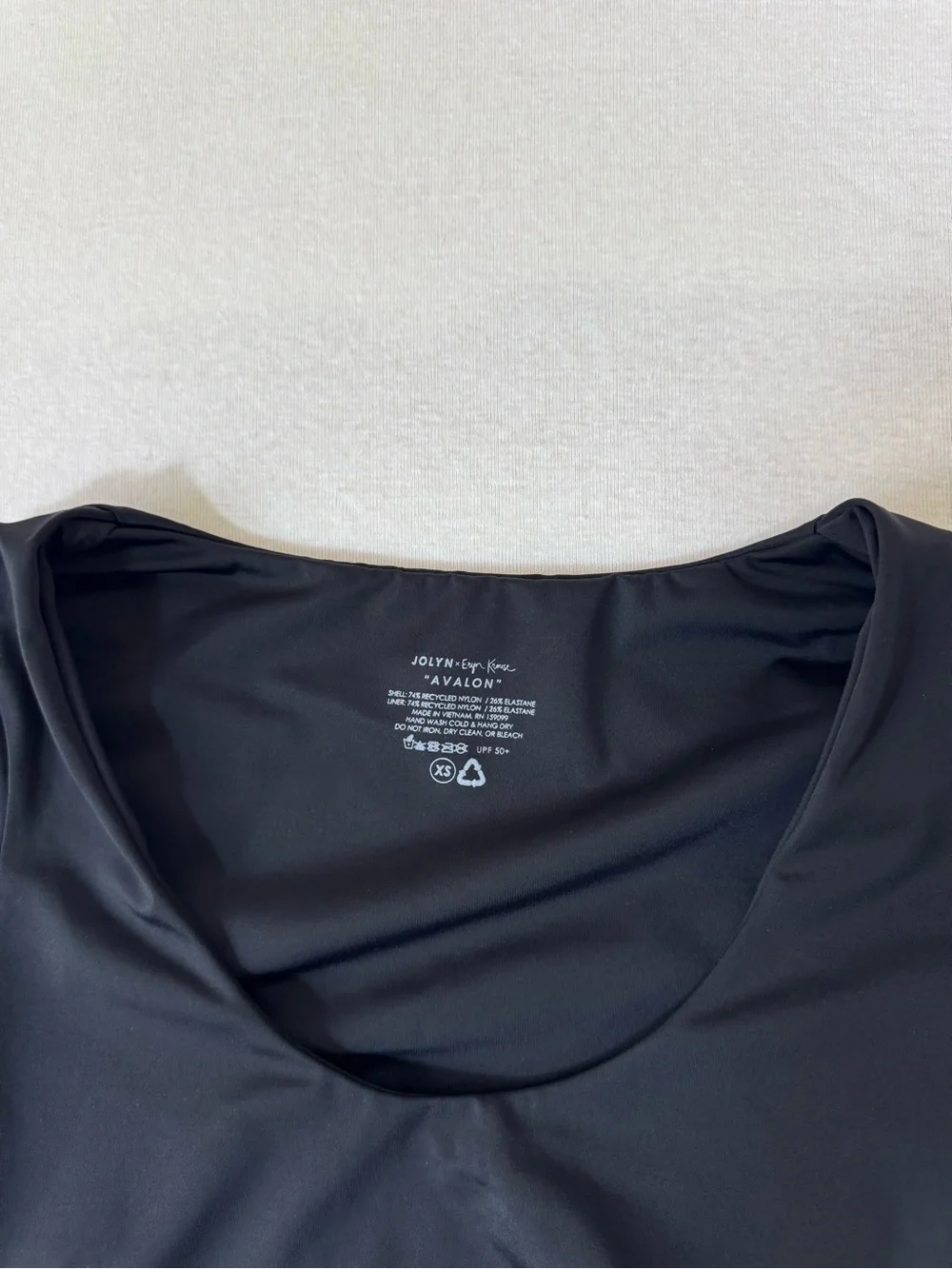 Jolyn Eryn Krouse Avalon Top Black Rashguard Surfing XS